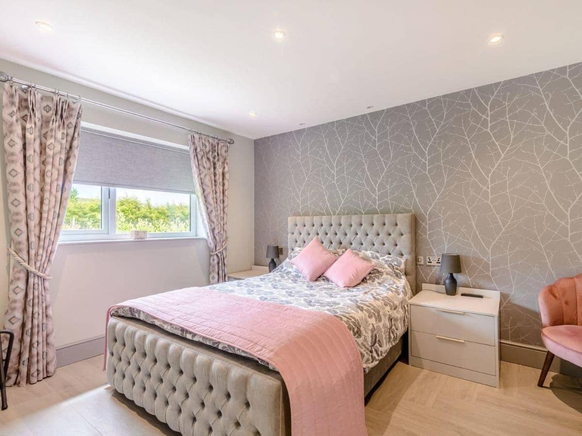 Holiday home Willows *